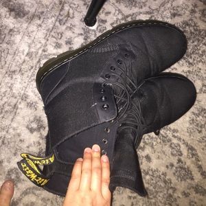 Men’s size 12 dr marten boots.